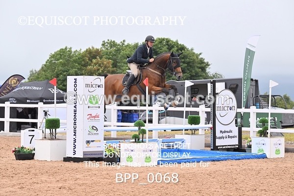 BPP_0068 - CLASS 25 SUN HOYS Redpost Equestrian Senior Foxhunter Second Round