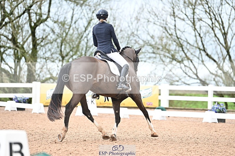 240218A-103222-05569 - 161-Katie.Warner-Active.Nuvalari