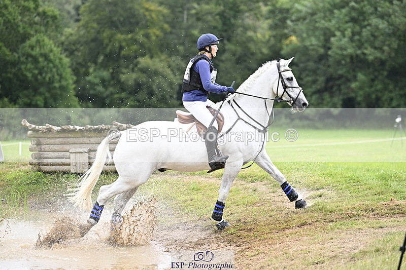 240804-131039-13958 - 455-Nicola_Horsley-Gubbins-RATHNAGREW_GREY_TEX