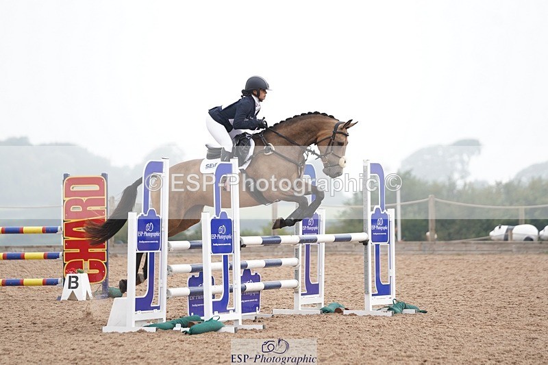 240901A-131828-07700 - 333-Emily.Dobson-SILVERLININGS.APHRODITE