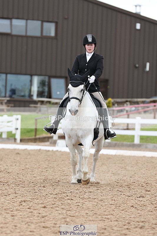 240622A-105537-09402 - Cls 27 BD Novice 37A