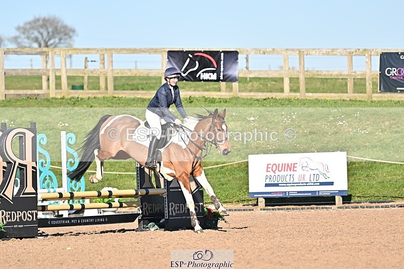 250401-170900-00285 - 70cm classes