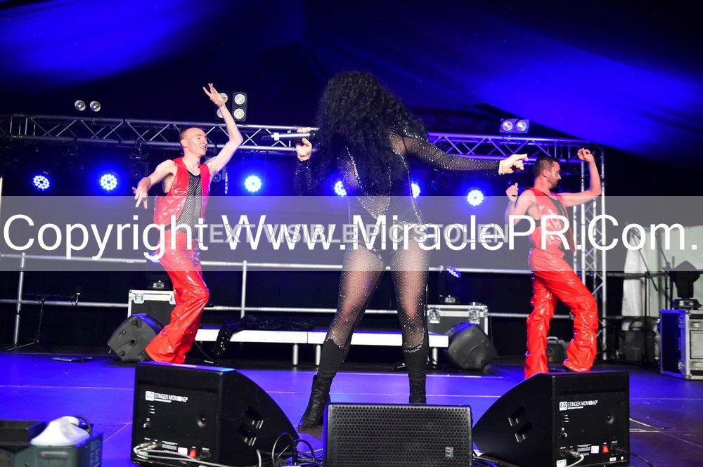 SH4_6696 - The Cher Experience