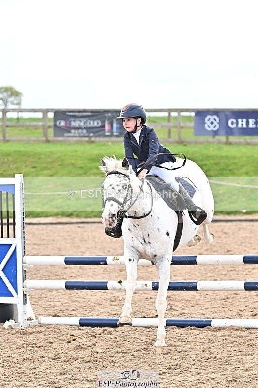 250414-105217-00279 - 80cm Round 1