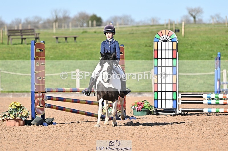 250401-162940-00111 - 60cm classes