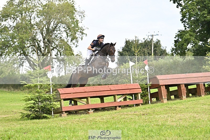 240831A-124146-02333 - 016-Max.Forster-FLO.CORMINT