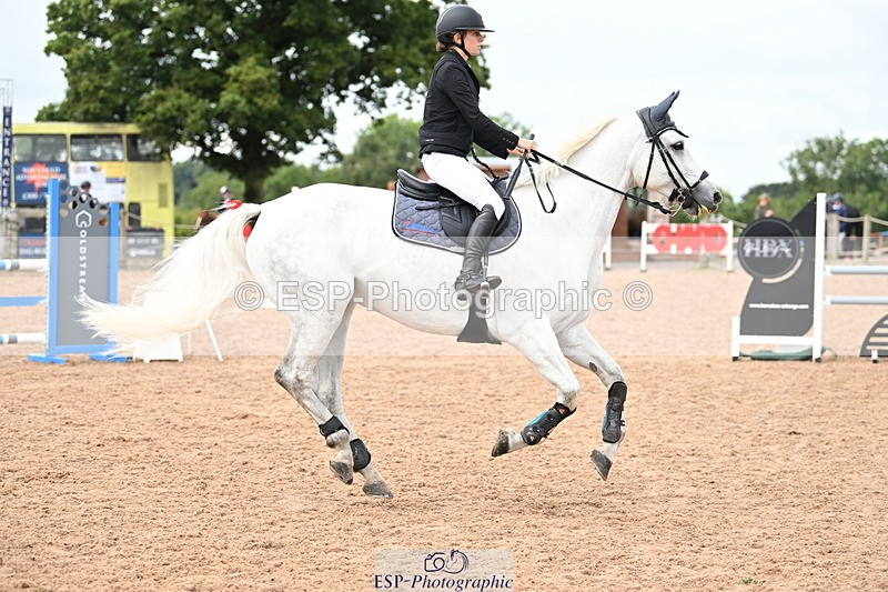 240908A-133845-04044 - Cls 15 U21 Intro 90cm-1.00m  Team Comp