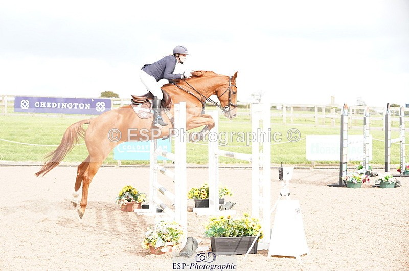 241004A-151618-00927 - Fri 04 Snr Fox & 1.20m Open