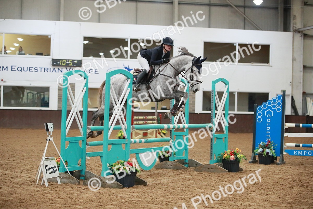 SBM_000926 - Class 4 - Senior Newcomers - 1.10m Open