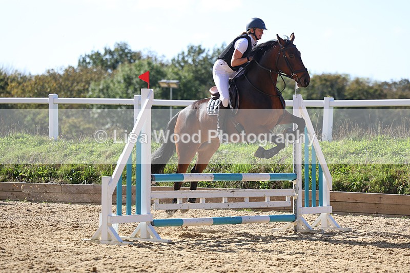 3E7A5124 - Class 9: 80cm Senior