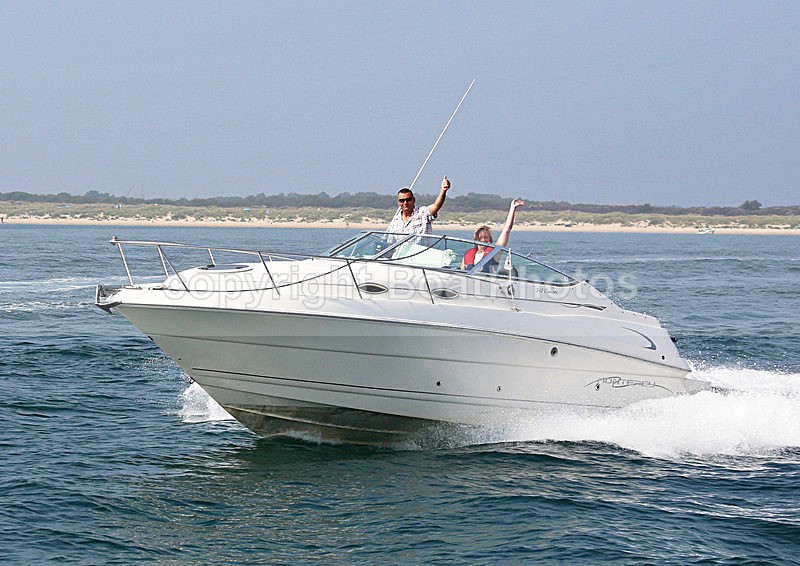 140907 MONTEREY 242 CRUISER WT7A4158 - Motorboats - Open