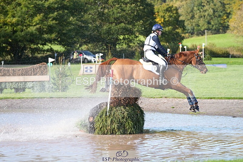 251024A-122116-08741 - B-127-Jessica.McCaldin