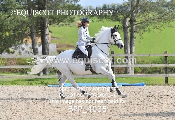 BPP_4035 - CLASS 9 - FRI - Senior Newcomers/ 1.10m Open