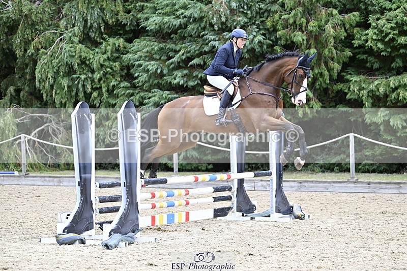 250830A-102402-05567 - Cls 21 British Novice and 90cm Open