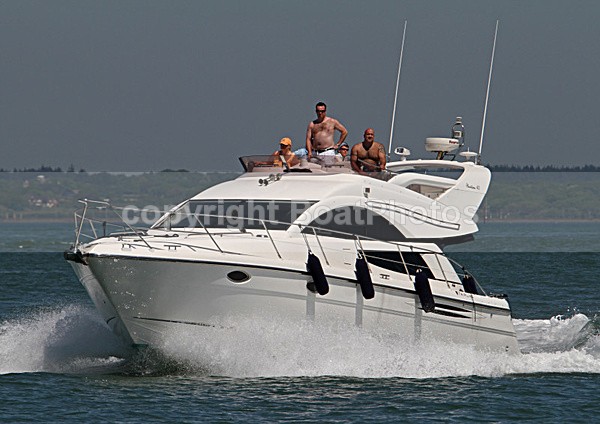 100523 CAIPIRINHA IMG_3958 - Flybridge Cruisers