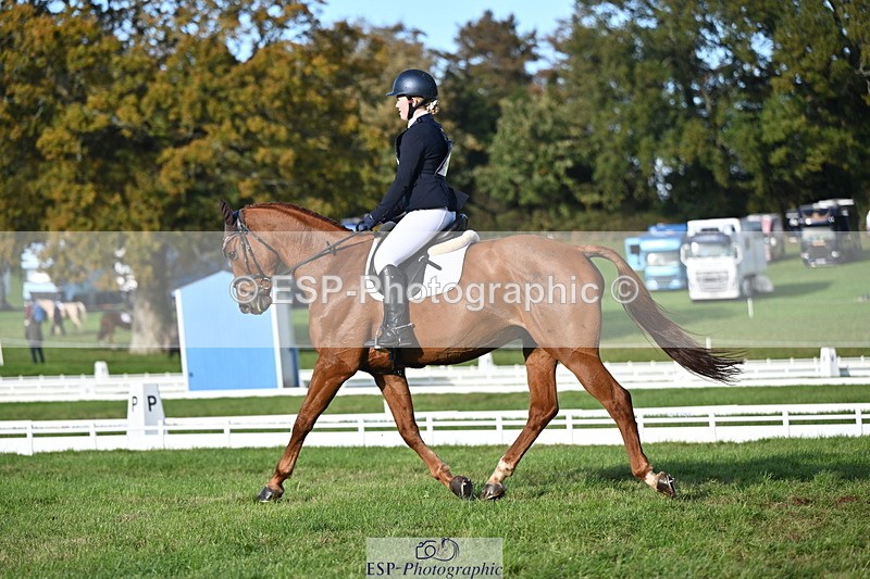 251024A-151442-13995 - E-396-Madeleine.Robertson