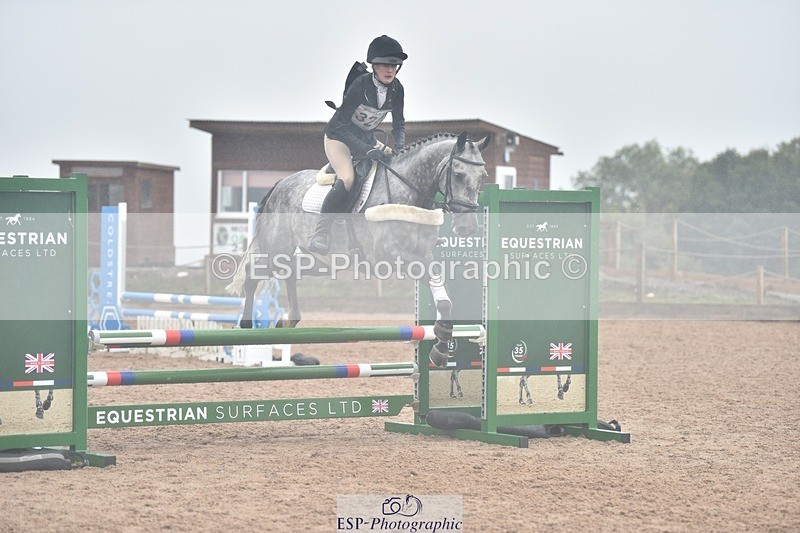 250830-144620-03680 - G-324-Alice.Lloyd-Evans