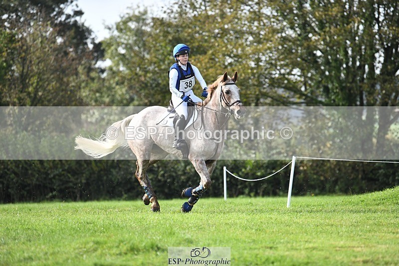 231020-111819-07114 - 038-IRISH.KONNECTION-Natasha.Anson-XC