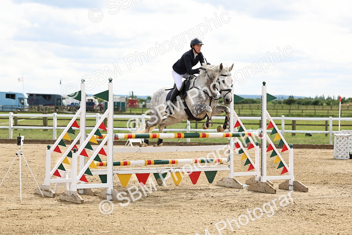 SBM_006054 - Class 19 - Senior Newcomers - 1.10m