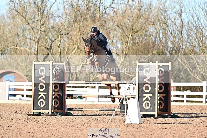 251203-135655-00753 - Cls 5 Foxhunter and 1.20m Open