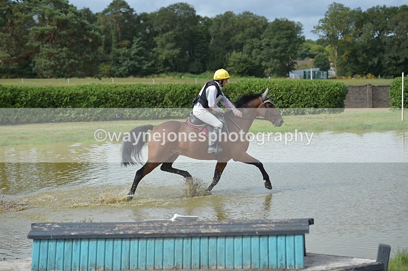 NGP_1733 - XC Time 10:53 to 11:00