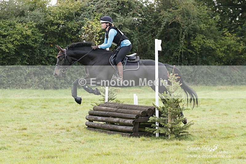  WWHT 171021 1088 - Open Novice (0.80m)  17/10/21