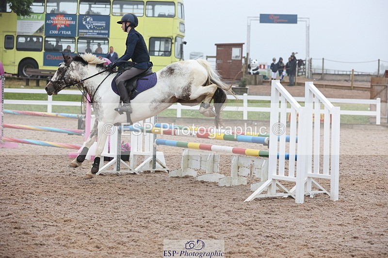 240630A-091231-11431 - Cls 30 British Novice and 80cm Open