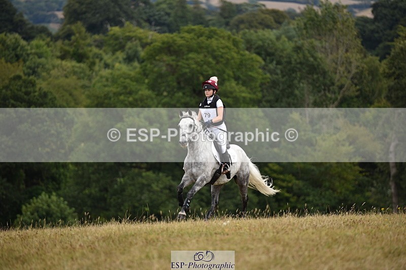 250802A-124208-03786 - B-079-Claudia.Groves-QUICKSILVER