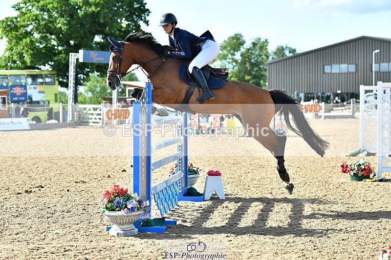 230729A-171006-07682 - Cls 18 National 1.30m