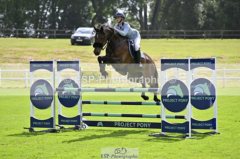 250613A-104652-00570 - Cls 1 Snr Newcomers and 1.10m Open