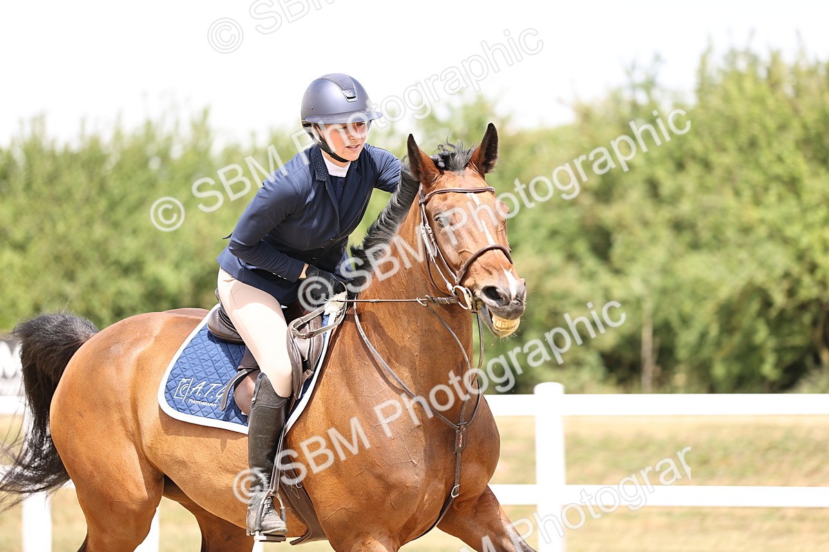 SBM_010562 - Class 9 - Senior Foxhunter - 1.20m Open