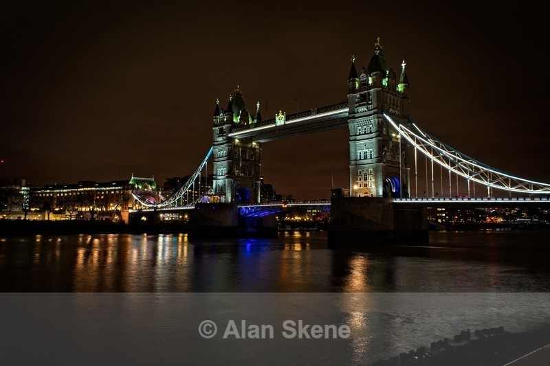 DSC09980 - London low light