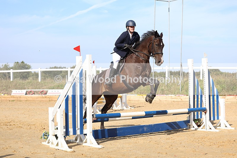 3E7A0508 - Class 4 and 5: 60cm Juniors and Seniors