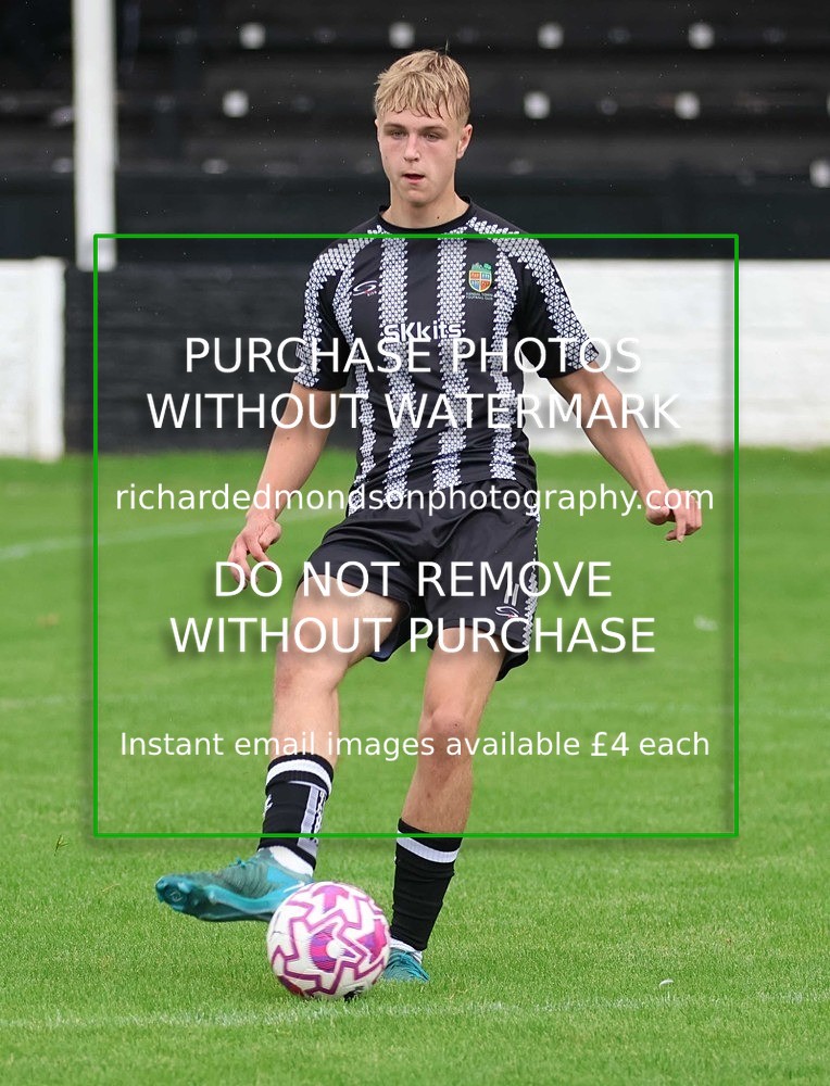 533A0463 - Kendal Town under 18s vs Workington under 18s