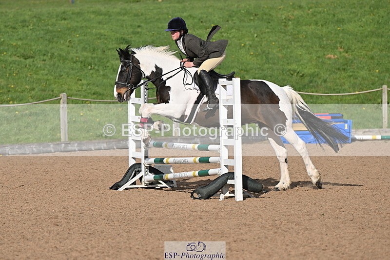 240409A-DSC_0524-01540 - 70cm