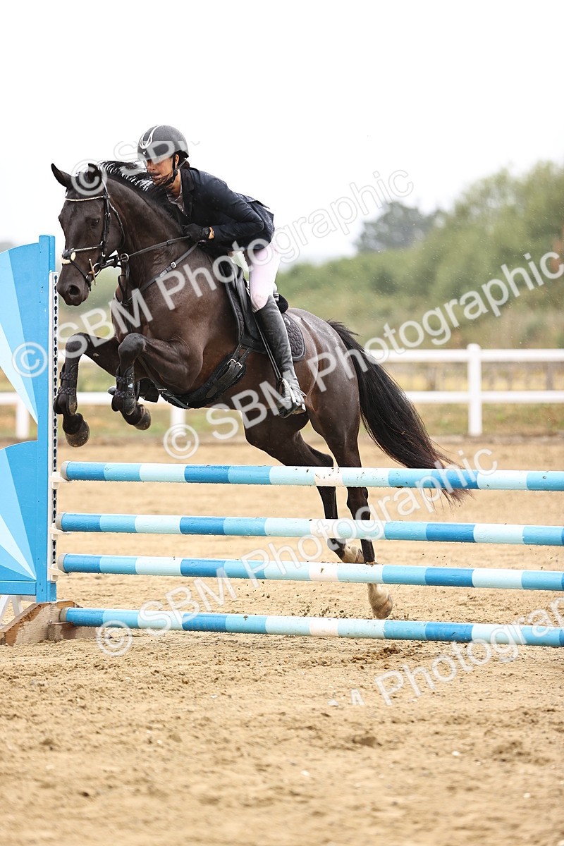 SBM_025144 - Class 9 - Senior British Novice - 90cm