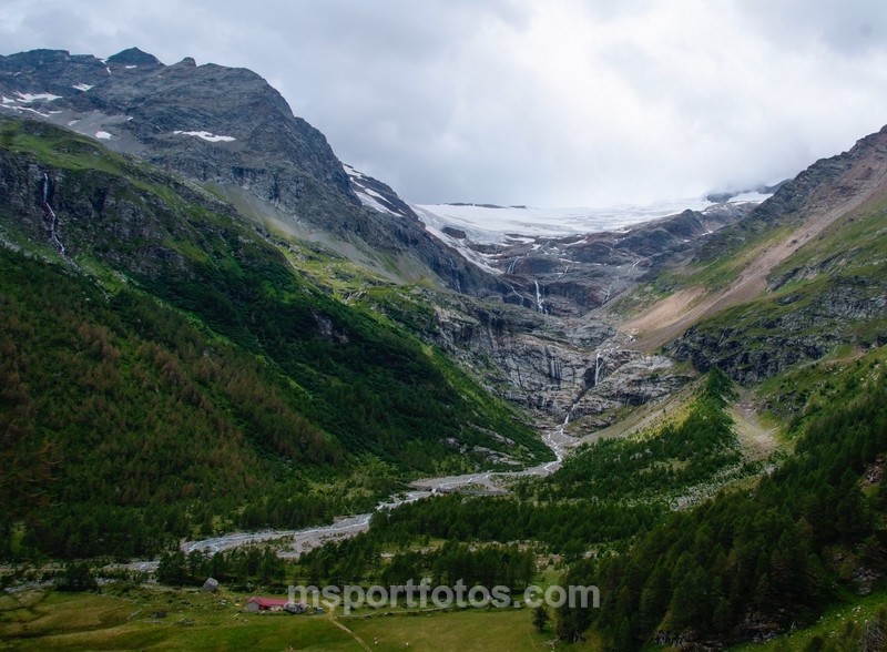 Morterstsch Glacier and meltwaters - Travel, city/land scapes