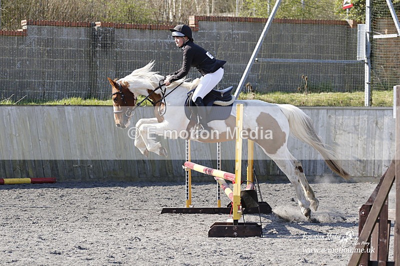 _EST0398 - Bourne Valley Riding Club Winter Showjumping 27/03/22