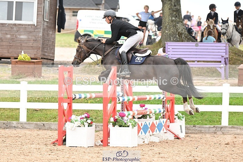 250629-140137-11496 - Cls 37 Newcomers and 1m Open