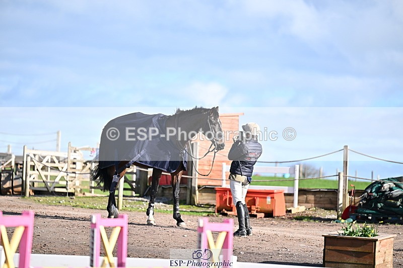 260204A-133608-00374 - Cls 5 Foxhunter and 1.20m