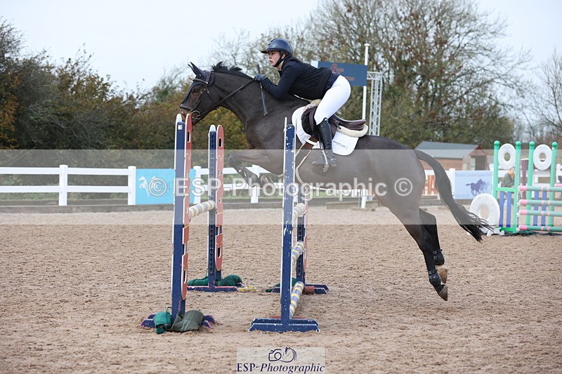 231112A-123337-04054 - Cls 19 Snr 1.05m Open