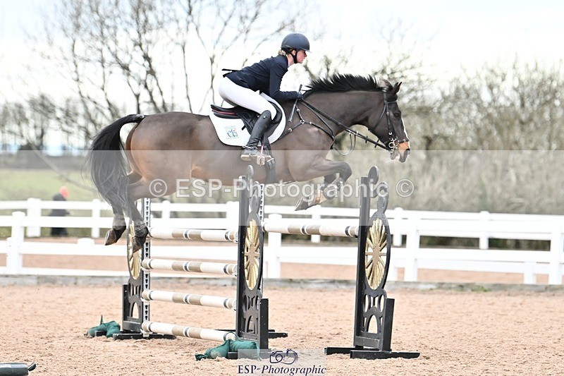 250112-141958-01599 - Cls 21 Foxhunter and 1.20m Open