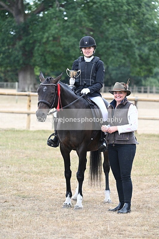 WJ7_1480 - Class 8 Ridden Veterans