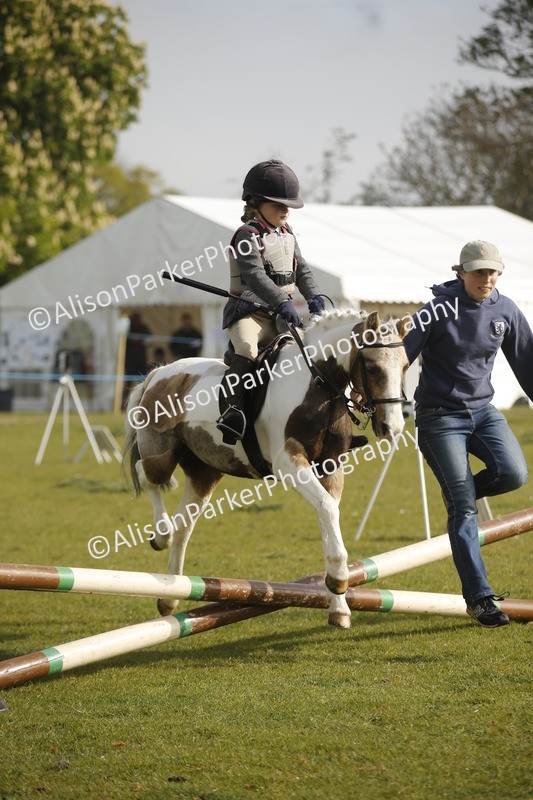 20260426-0969 - Class 1 - Mini Jumping - Lead rein or Assisted