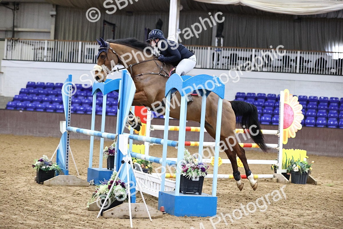 SBM_005684 - Class 17 - Senior Newcomers 1.10m