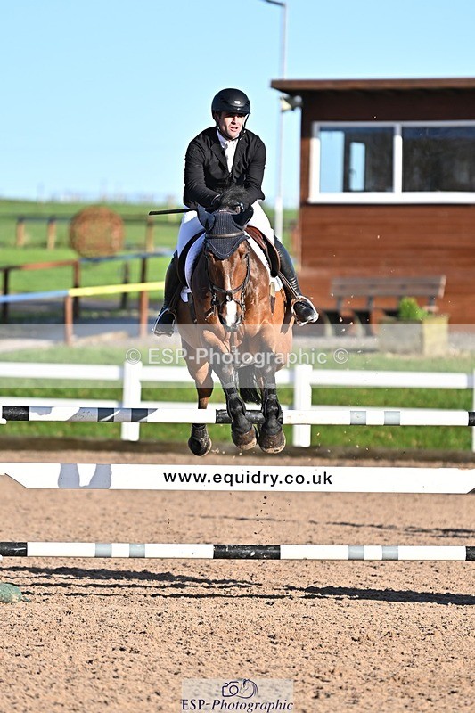 241120X-133322-00541 - Cls 05A&B Snr Fox & 120 Open