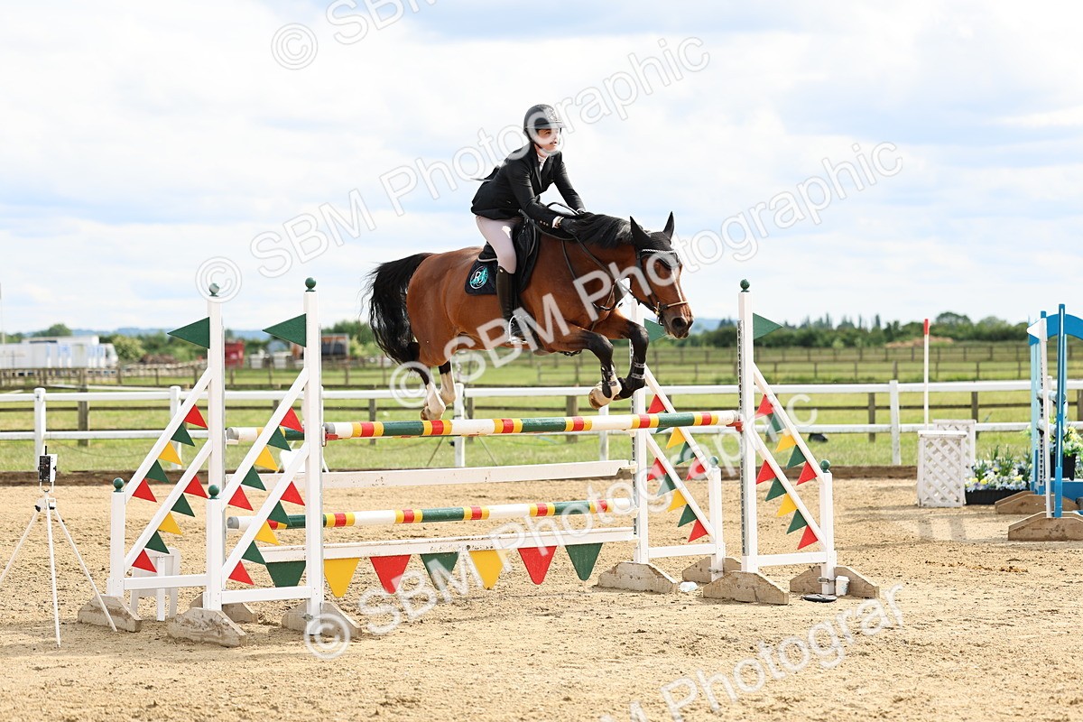 SBM_006438 - Class 20 - Senior Foxhunter - 1.20m