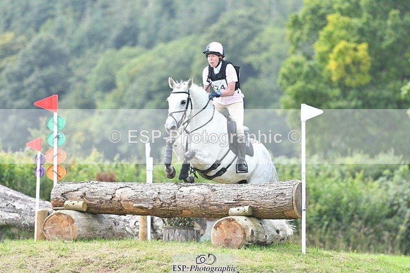 240803-145146-08056 - 224-Susanna_Morris-BREEOGUE_BREEZE