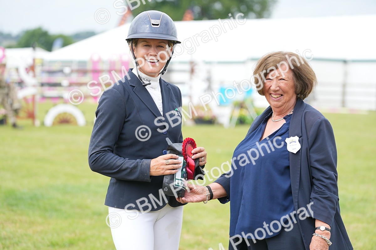 SBM_06638 - Class 202 - National 1.40m Open