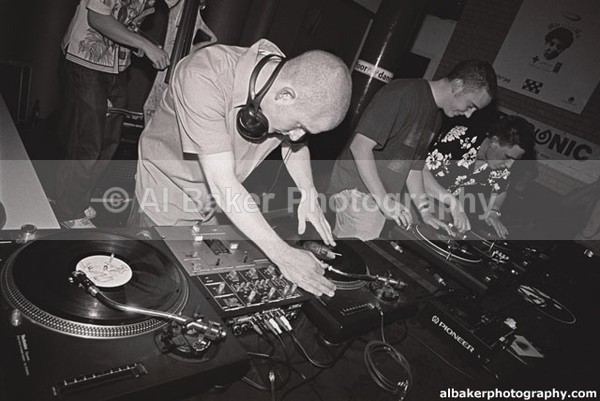 39 plus-1 dj-woody fingathing - Counter Culture @ Contact Futuresonic 10.06.00